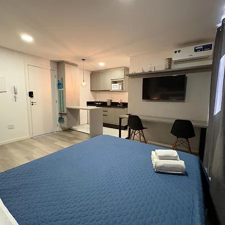 Apto novo com Ar Condicionado bem localizado-2